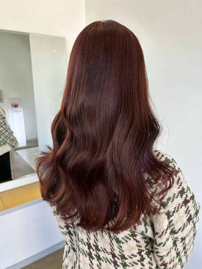 ロング 小澤 志穂のヘアスタイル