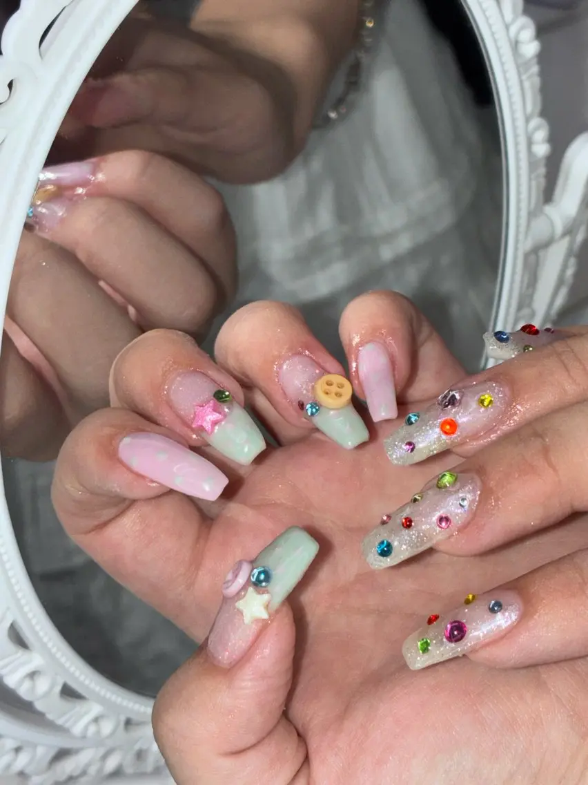 ネイル SHiHO໒꒱/渋谷 @__s2nailのネイルデザイン