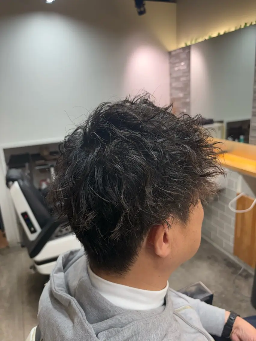 パーマ メンズ メンズパーマ スパイラルパーマ FRISEUR/高瀬 晴乃祐のヘアスタイル