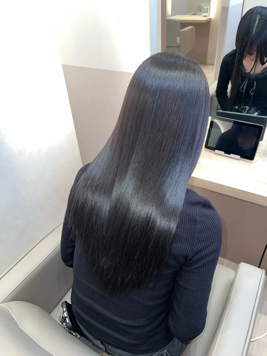 ロング カット ヘアカラー トリートメント yuuna 🤎のヘアスタイル