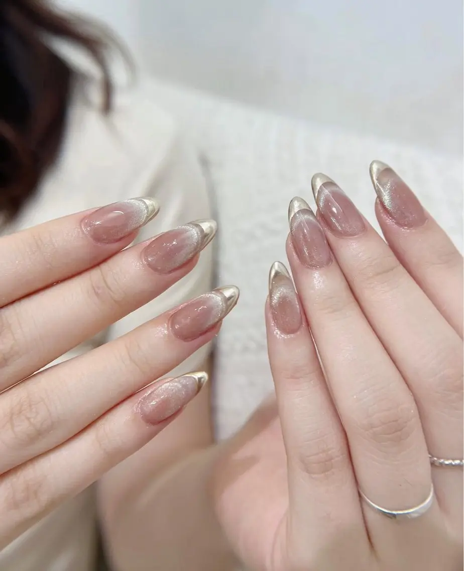 ネイル アートネイル チークネイル 氷ネイル・うるうるネイル 韓国ネイル マグネットネイル ハンドネイル NAILS168 新大久保店のネイルデザイン