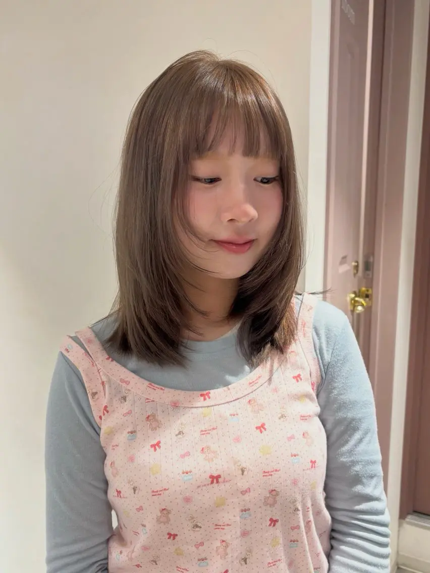 ミディアム カラー カット ヘアカラー トリートメント mei|顔まわり ×透明感カラーのヘアスタイル
