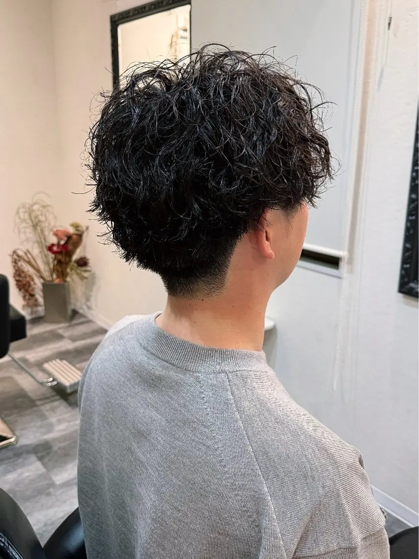 パーマ ハイトーン✨髪質 改善🌈🫧RYOのヘアスタイル