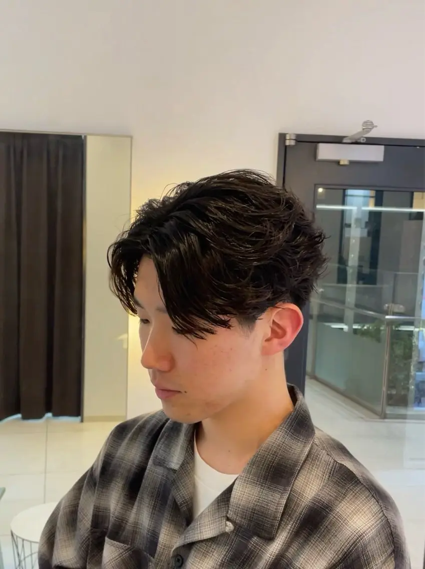 ショート メンズ フェザーパーマ メンズパーマ hair salon blossy./ちばのヘアスタイル