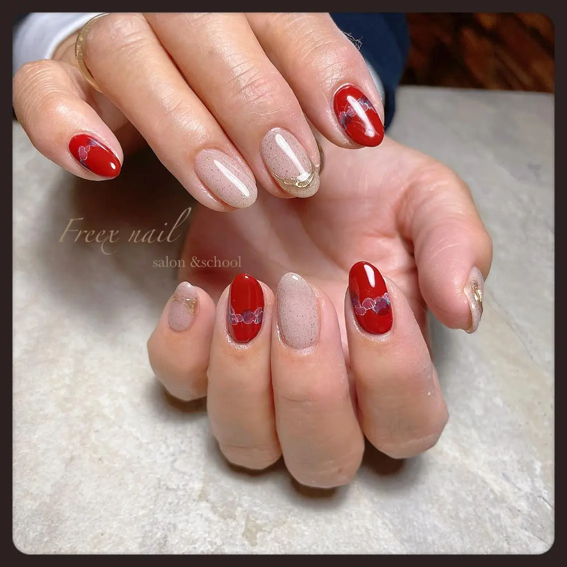 ネイル 赤色 ハンドネイル ハンドケア freex nail /ニュアンス/個性派のネイルデザイン