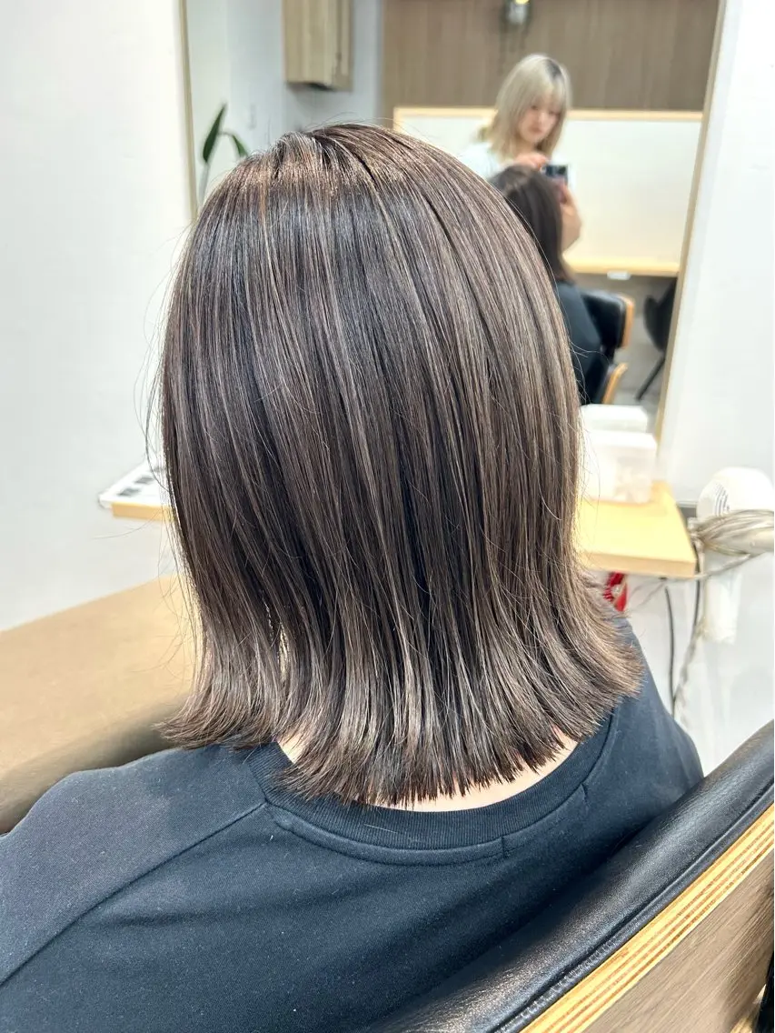 ミディアム カラー ハイライトカラー ハイライト カット ヘアカラー トリートメント ハイライト/レイヤー /艶髪/吉田愛望のヘアスタイル