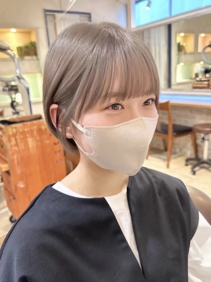 ショート 【ハイトーン特化】 Hugのヘアスタイル