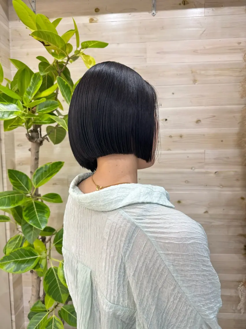 ショート カラー ボブ Seeknext // Rukaのヘアスタイル