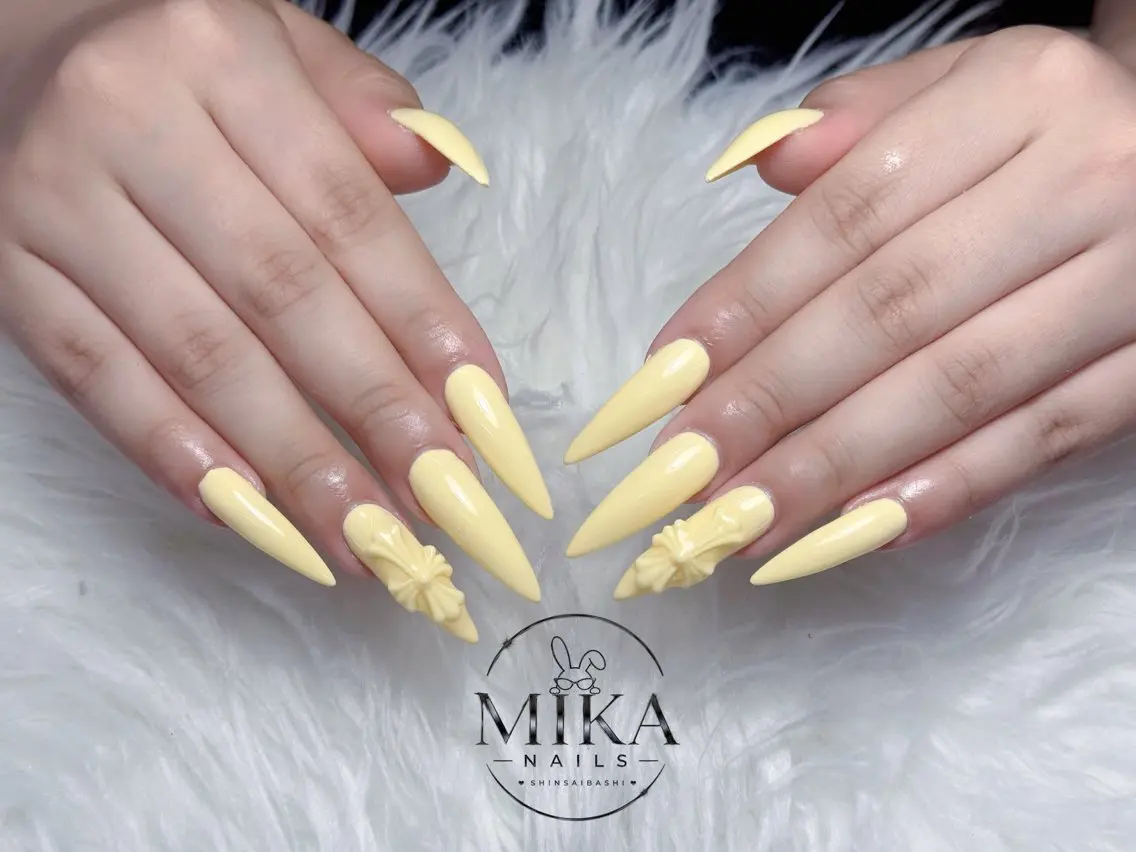 ネイル ガーリー キラキラネイル 韓国ネイル ロングネイル シンプルネイル ハンドネイル 🦊Genie🦊 Mika Nailsのネイルデザイン