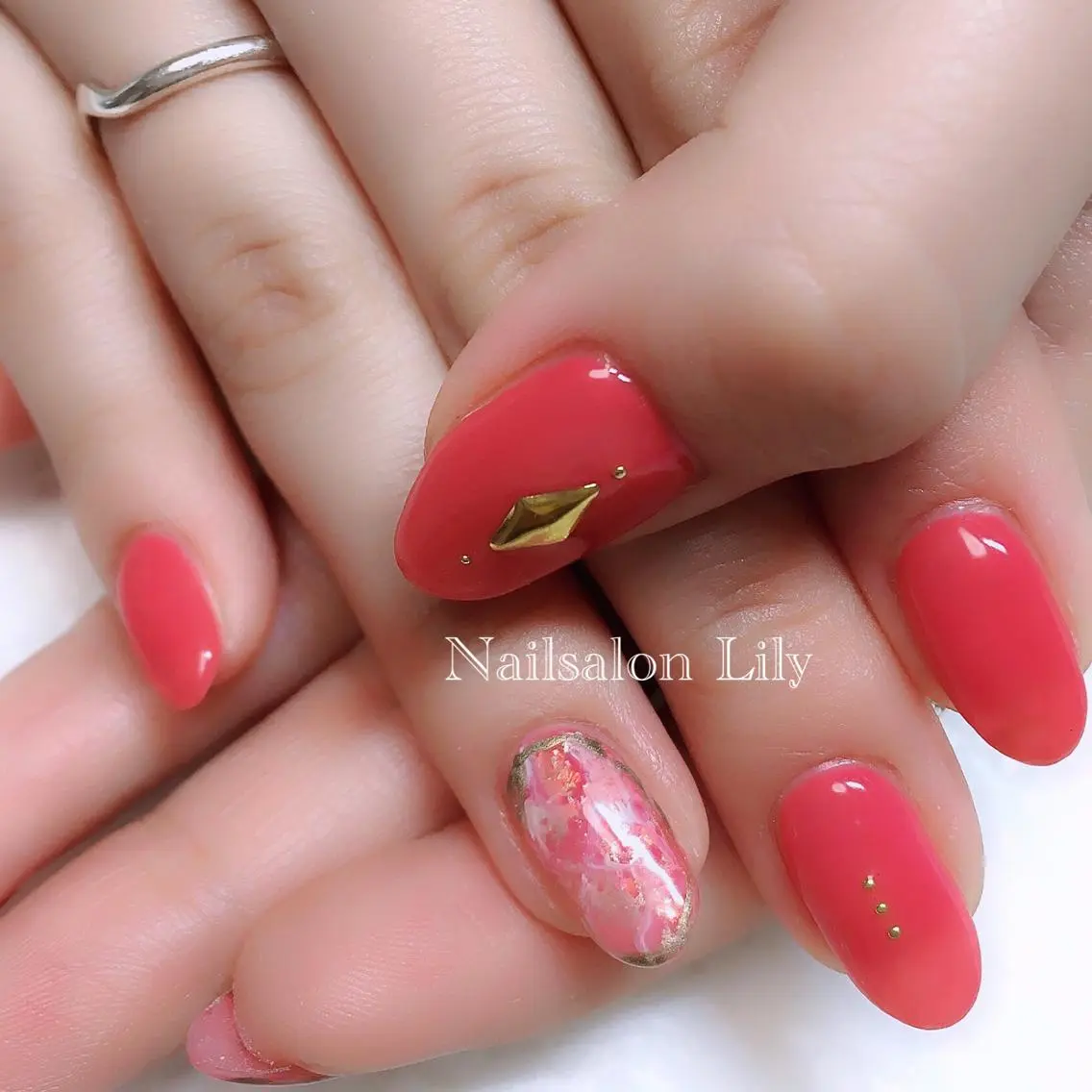 ネイル Lily*nail 🌻Mii🌻のネイルデザイン