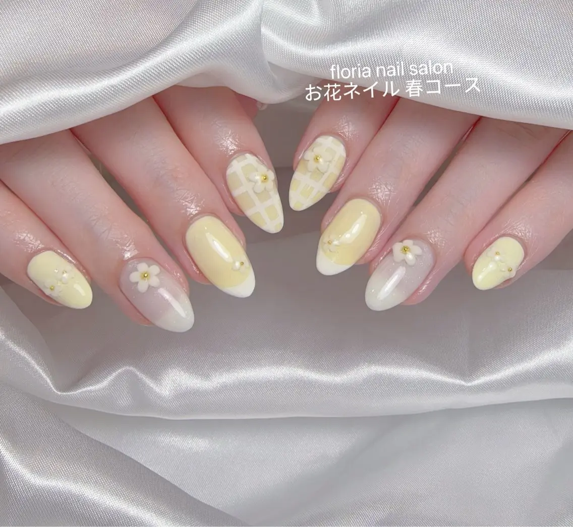 ネイル アートネイル チークネイル 桜ネイル フラッシュネイル フレンチネイル ハンドネイル Floria ユイのネイルデザイン