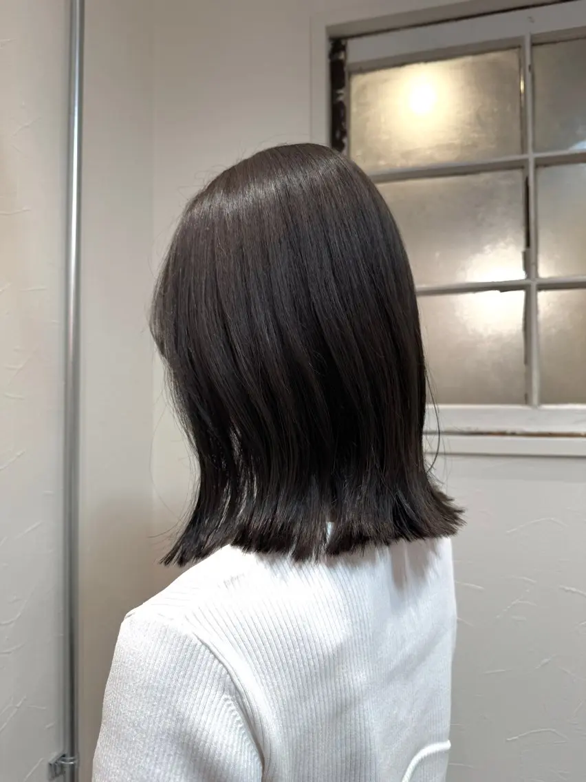 ミディアム カラー カット ヘアカラー トリートメント マンツーマン施術/ ダブルカラー/アリサのヘアスタイル