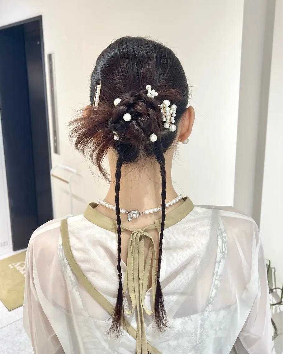 セミロング ヘアアレンジ ヘアセット 心斎橋美容師 🎀mitsukiのヘアスタイル