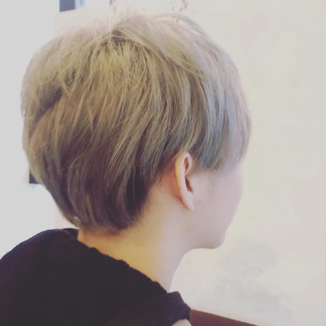 ショート カラー メンズ アッシュ 浅川 実行のヘアスタイル