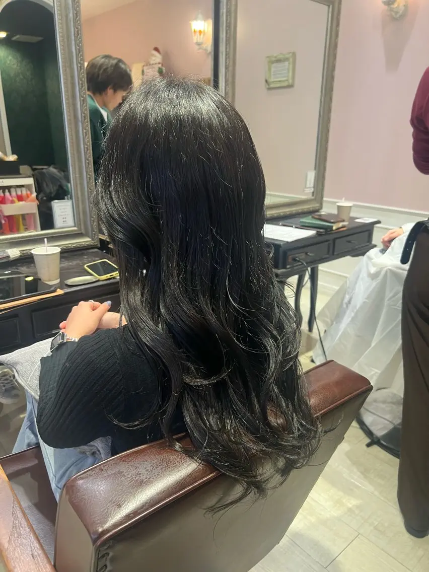 ロング カラー オリーブカラー ヘアカラー 透明感カラー 🫧ゆうしん/平尾のヘアスタイル