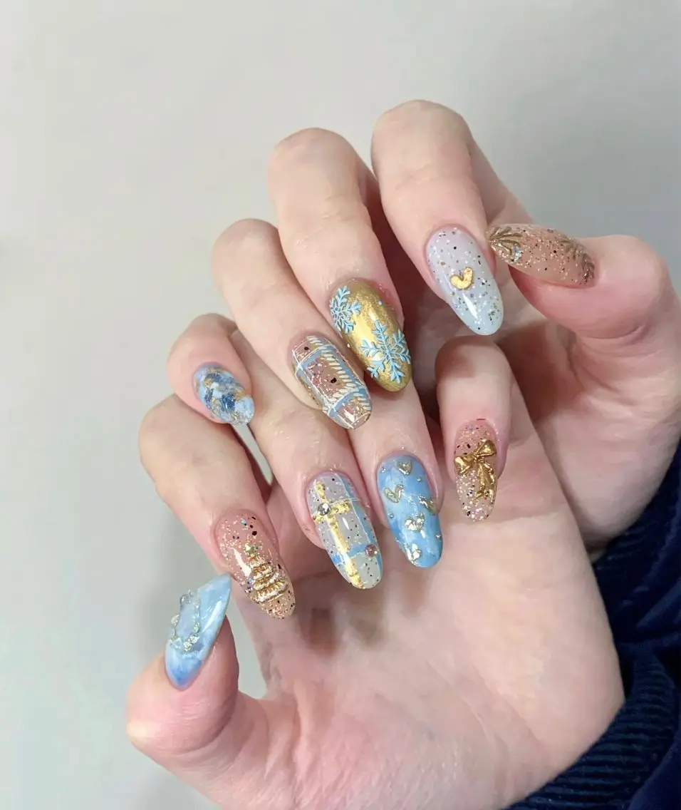 ネイル フラワーネイル フレンチネイル ジェルネイル ガラスフレンチ ハート ハンドネイル BabyYouMi nailのネイルデザイン