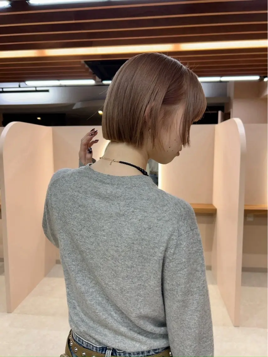 ショート カラー ROCCOeast RURIのヘアスタイル