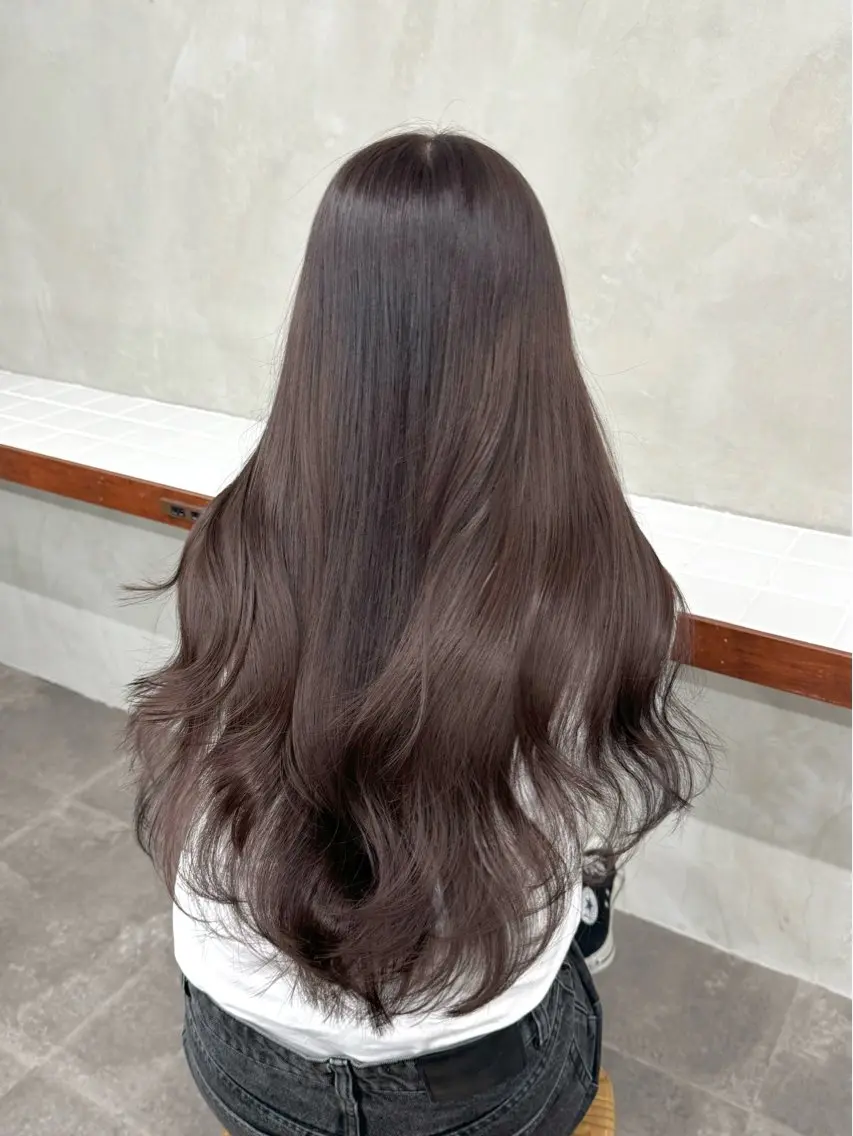 ロング カラー アッシュ ベージュカラー ブリーチ ケアブリーチ ダブルカラー ヘアカラー トリートメント 透明感カラー 💋🩷りなのヘアスタイル