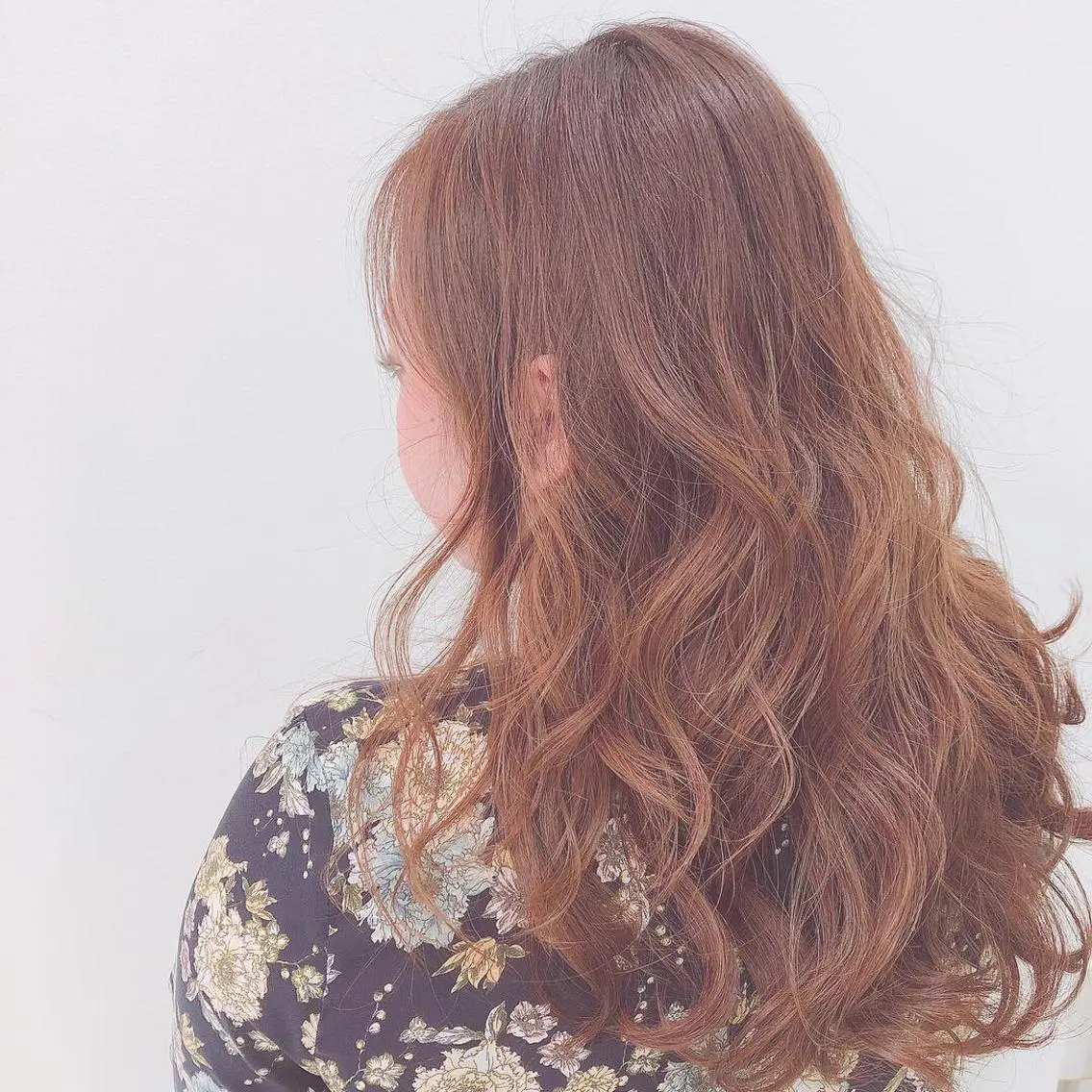 ロング 土居 早紀のヘアスタイル