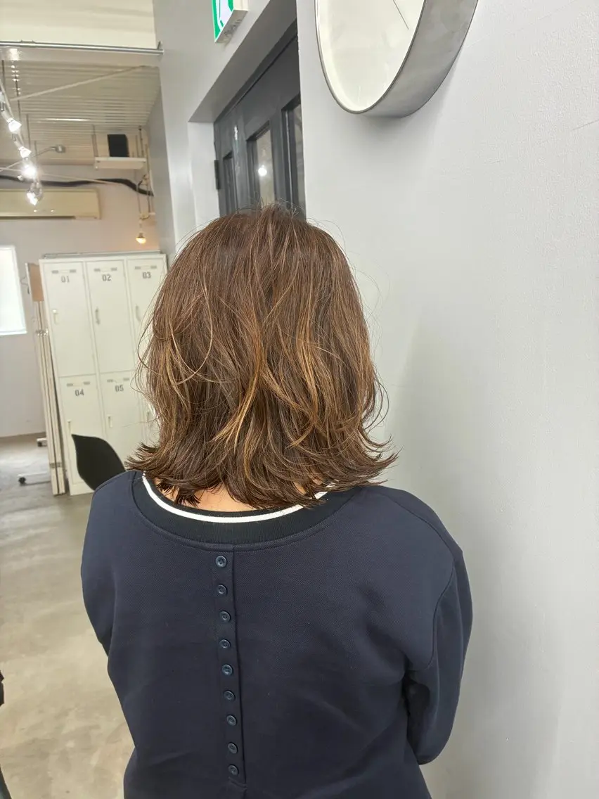 ミディアム ミディアムレイヤー ミディアムパーマ レイヤーカット かわごえ ゆうまのヘアスタイル
