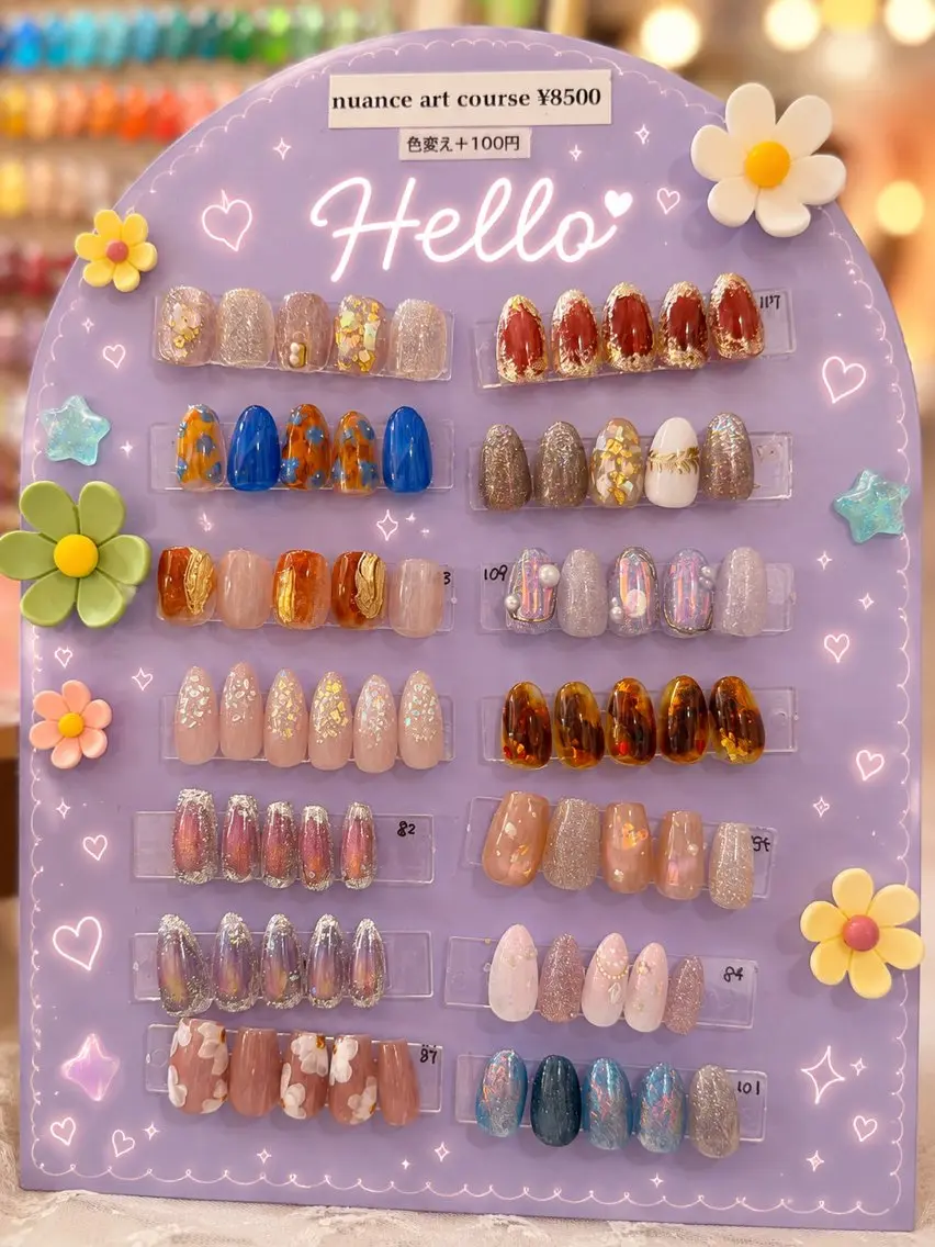 ネイル ハンドネイル Luna nails Yukiのネイルデザイン