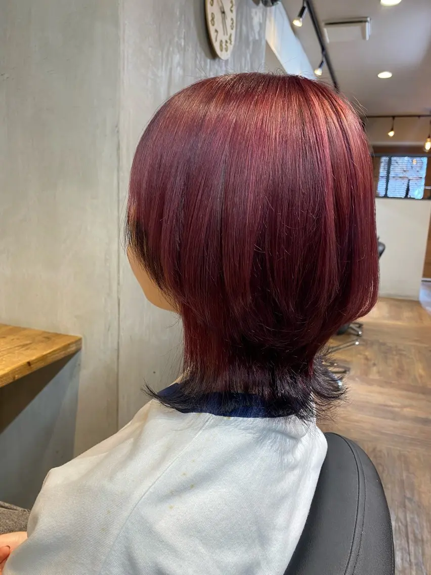 ミディアム カラー レイヤーカット しみず ゆきのヘアスタイル