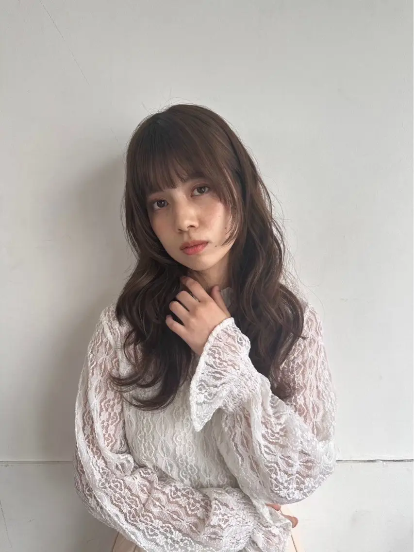 ロング カット saya 🌟 レイヤー/ツヤ髪のヘアスタイル