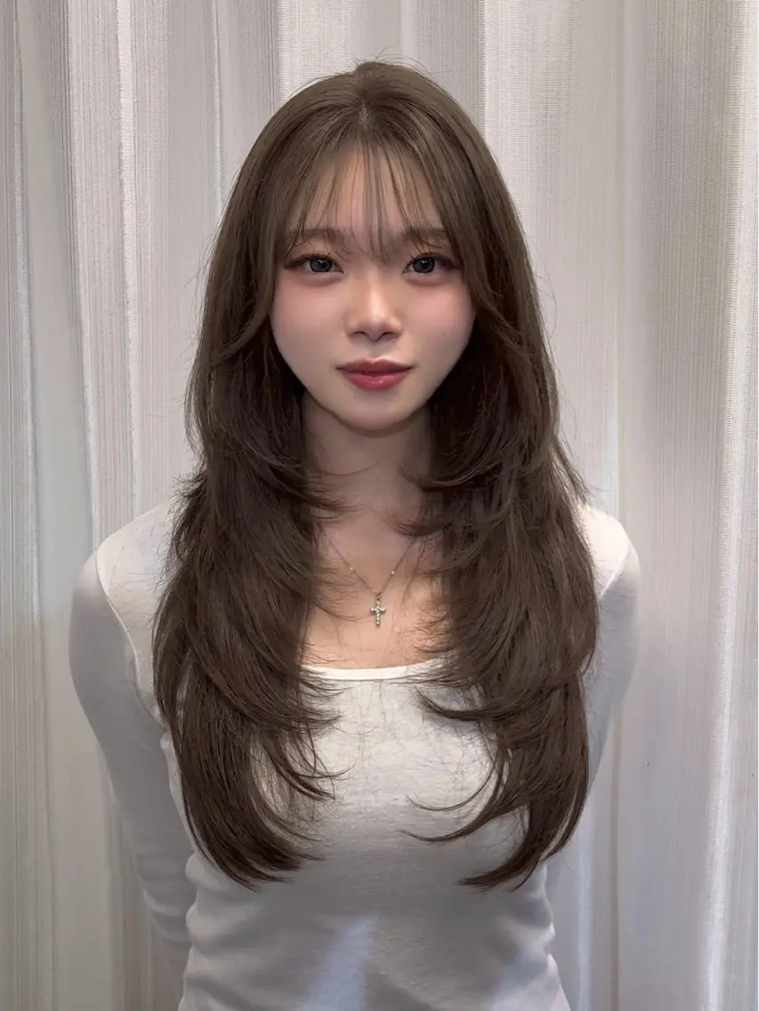 ロング カラー ベージュカラー ブリーチ ダブルカラー ブリーチなしカラー オリーブベージュ ヘアカラー 🩵福岡ブリーチなし レイヤー/紫音🩵のヘアスタイル