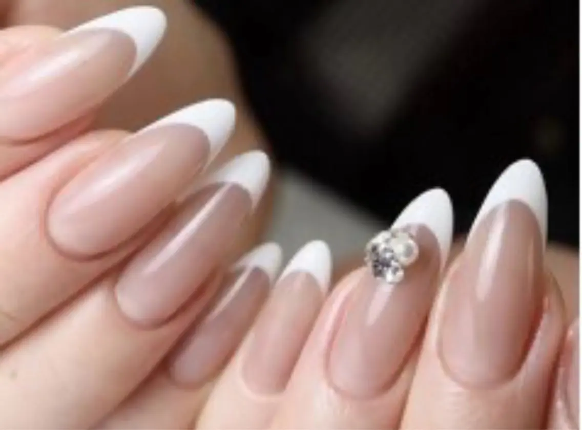 ミディアム ハンドネイル M+Nail 新宿のネイルデザイン