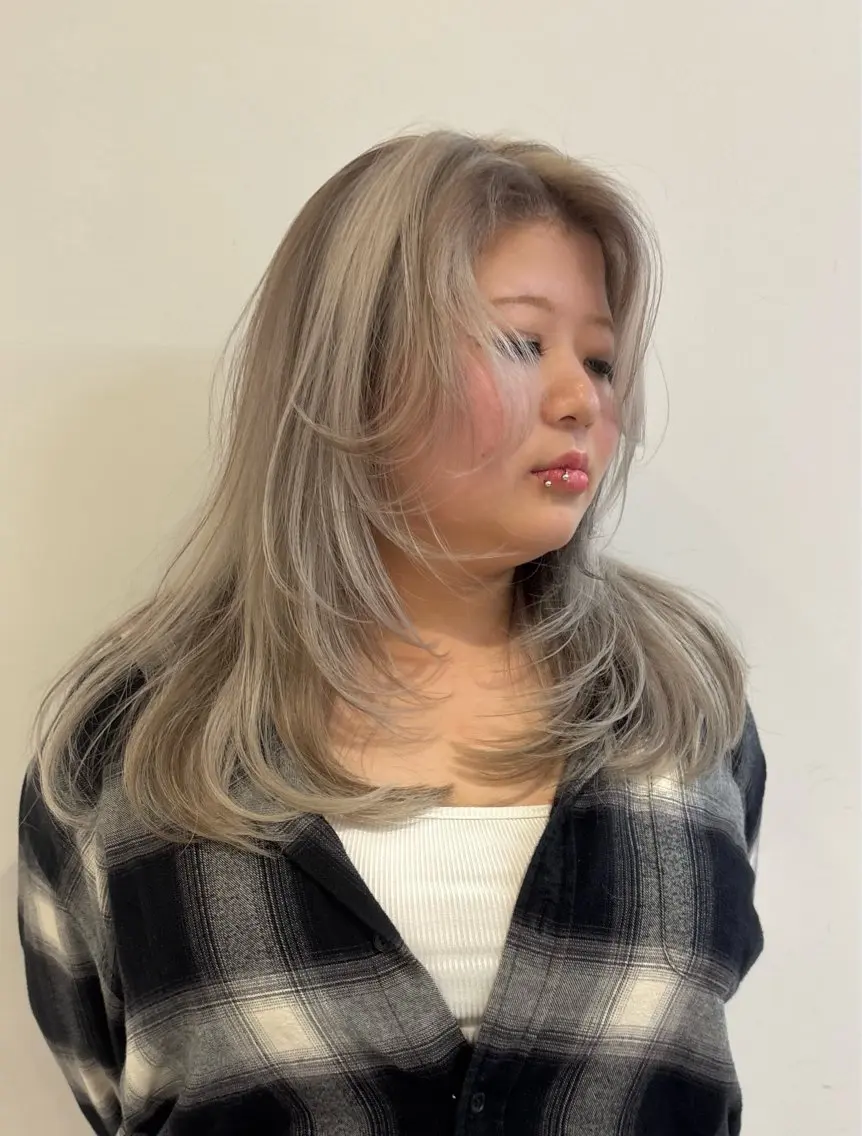 ロング カラー げんば ななのヘアスタイル