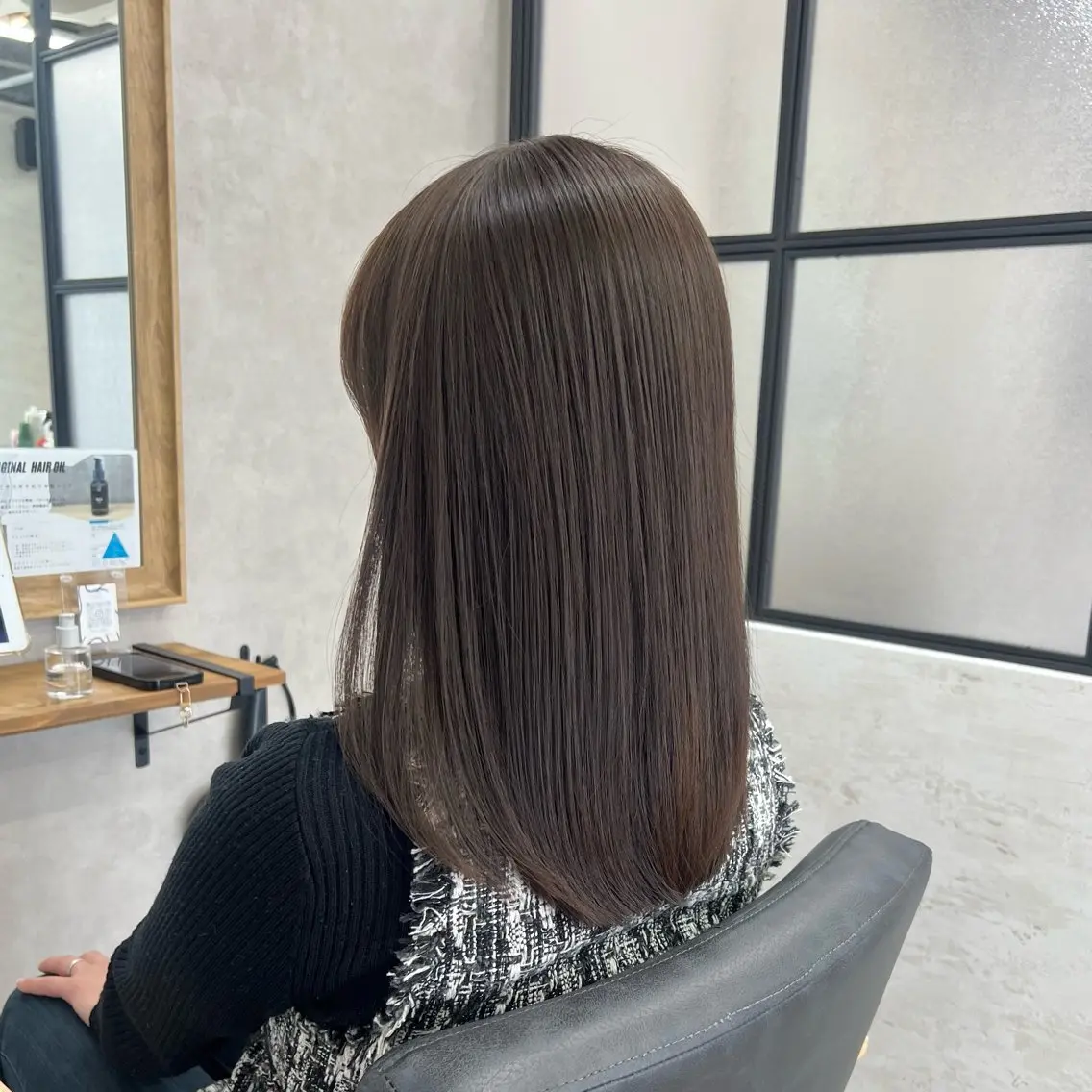 セミロング アッシュ 前田詠吉 soaFLEARのヘアスタイル