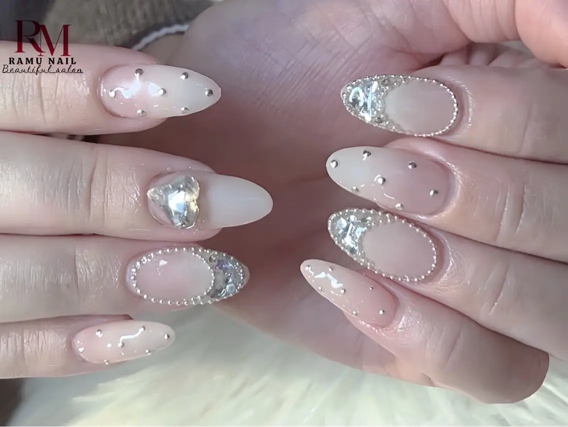ネイル キラキラネイル マグネットネイル ミラーネイル ピンク 夏ネイル ハンドネイル RAMU Nail 恵比寿店のネイルデザイン