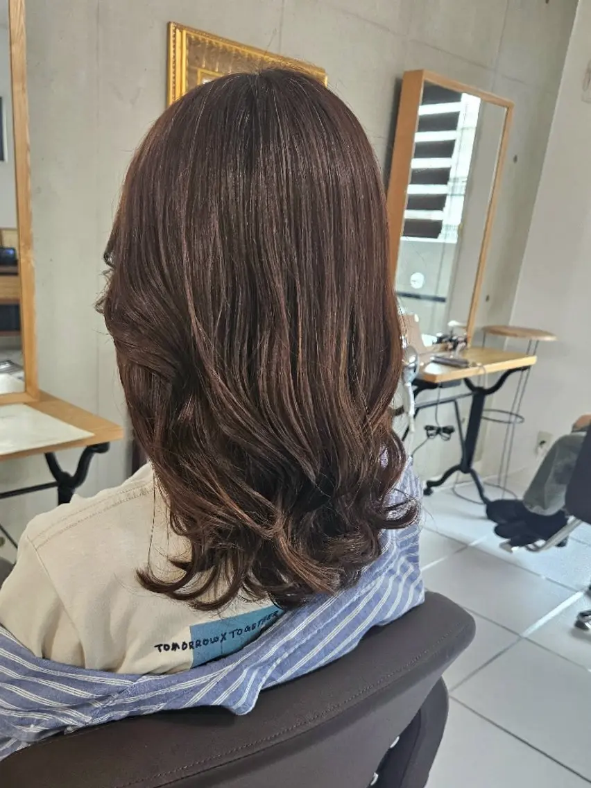 カラー ロング nao 艶カラー・髪質改善のヘアスタイル