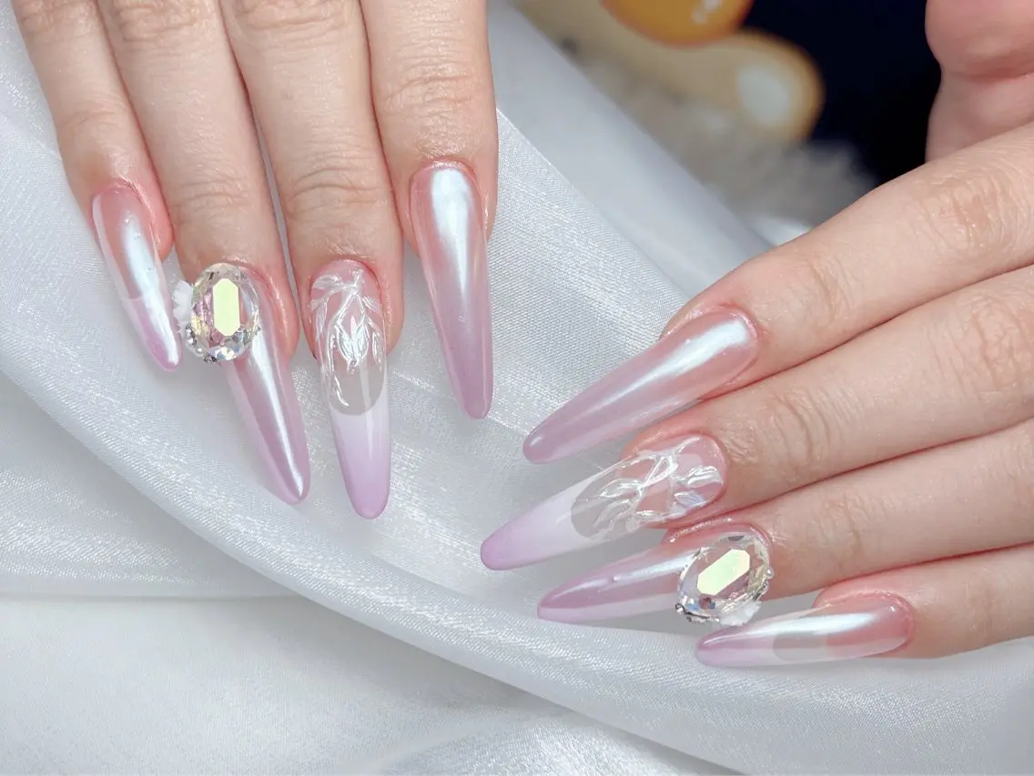 ネイル M🌷nail 長さだし専門店のネイルデザイン