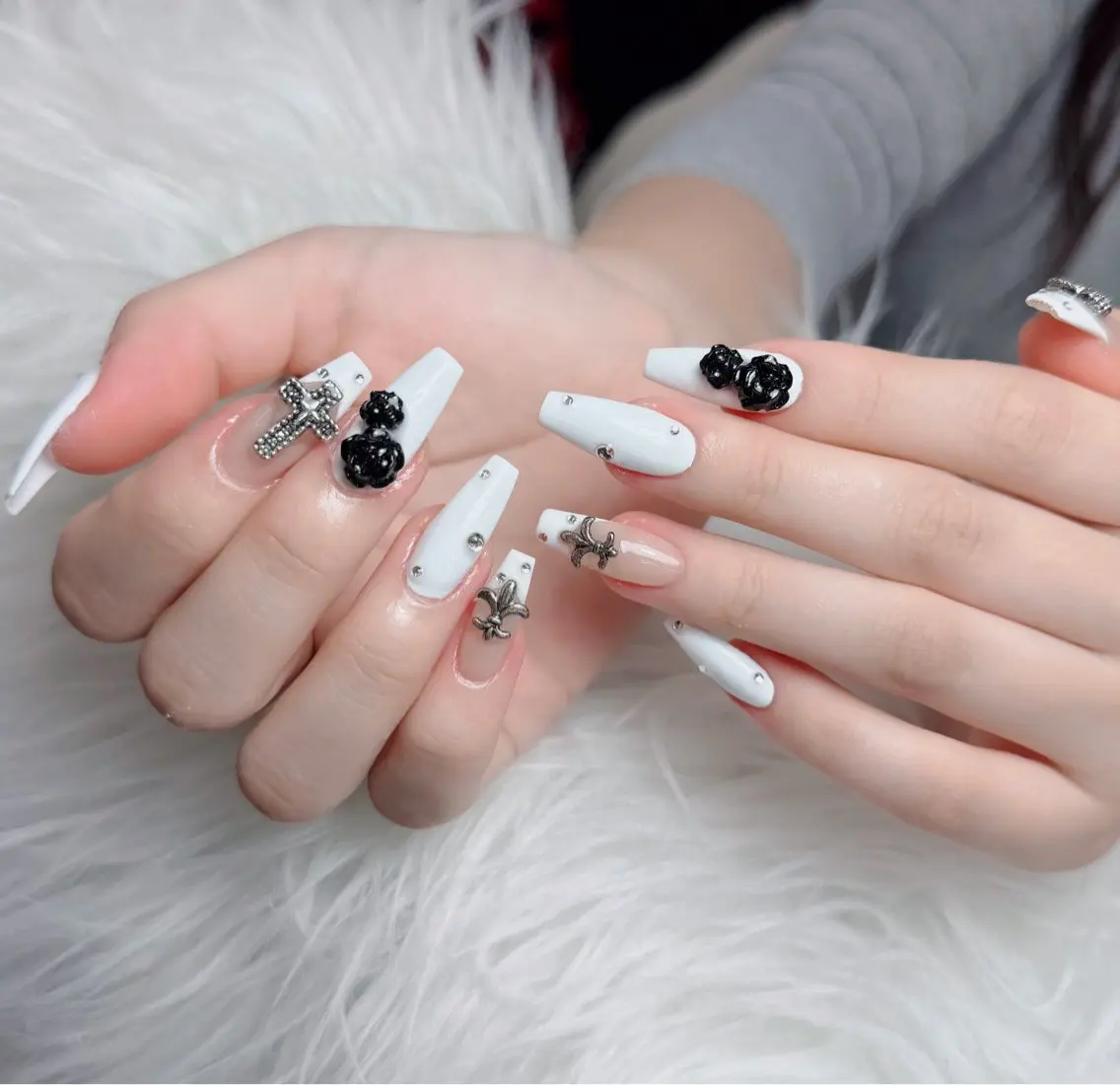 ネイル アートネイル フレンチネイル ジェルネイル 韓国ネイル マグネットネイル ハンドネイル Lenie Nail Okuboのネイルデザイン
