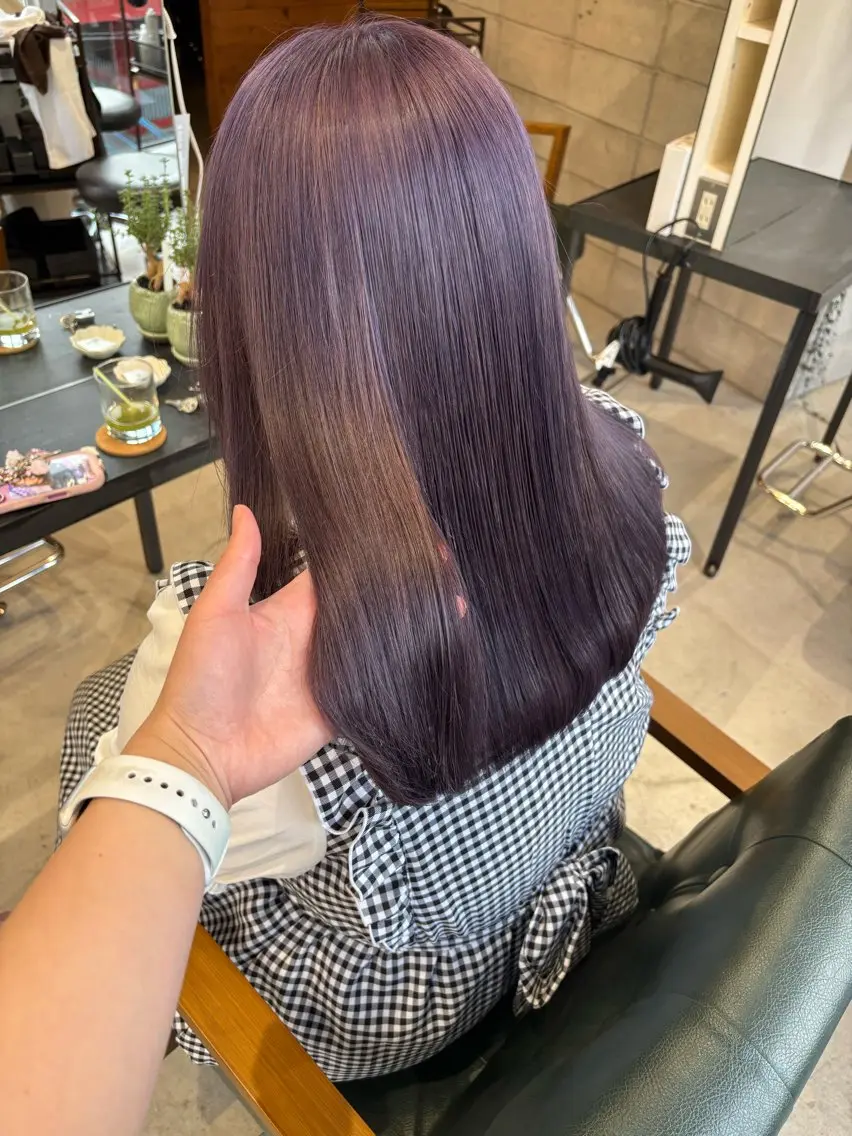 ロング カラー ヘアカラー 鈴木 美紅のヘアスタイル