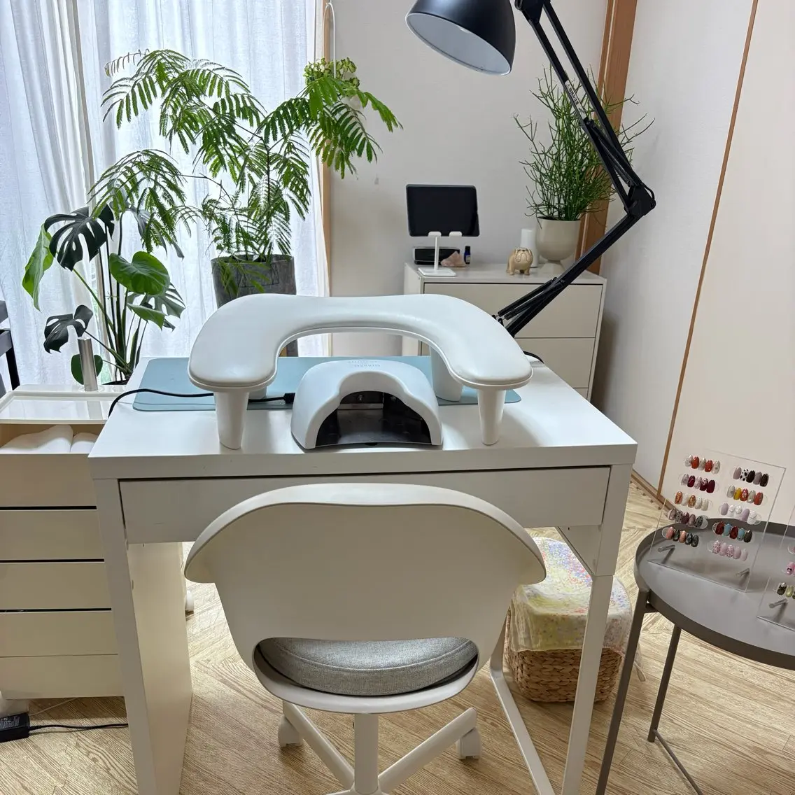 ネイル ニュアンスネイル シンプルネイル ハンドネイル malum nailのネイルデザイン