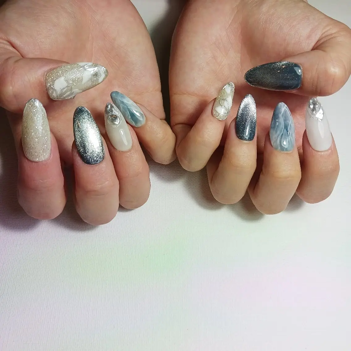 ネイル ブルー ジェルネイル 持ち込み ショートネイル ネイルチップ ハンドネイル owlnail /持込みデザイン専門のネイルデザイン