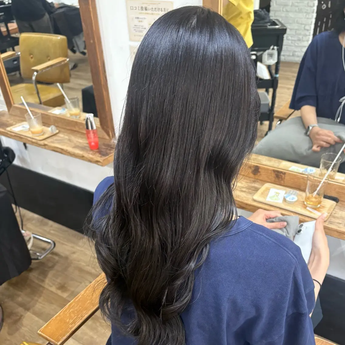 ロング 前田 樺音のヘアスタイル