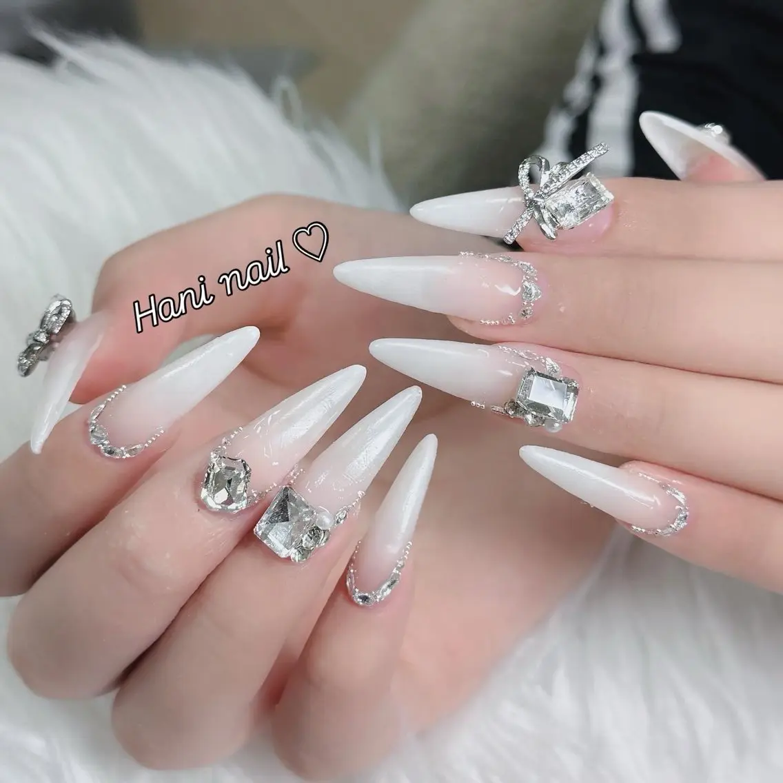 ネイル フットネイル フレンチネイル グラデーション 韓国ネイル ロングネイル ハンドネイル Hani Nail Salonのネイルデザイン