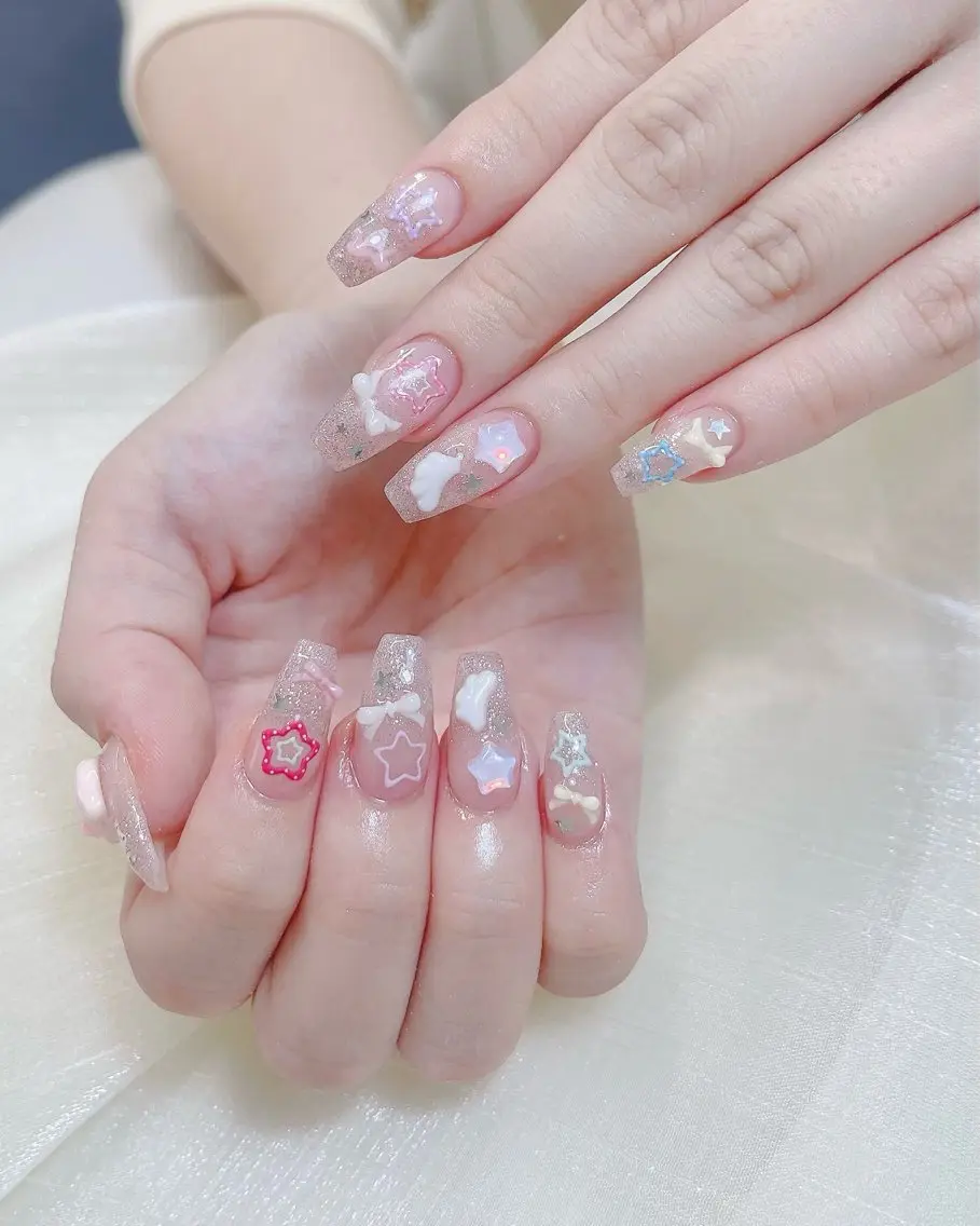 ネイル アニマル柄 チークネイル ドット フレンチネイル キラキラネイル ハンドネイル Speraネイル 大宮店🎀のネイルデザイン