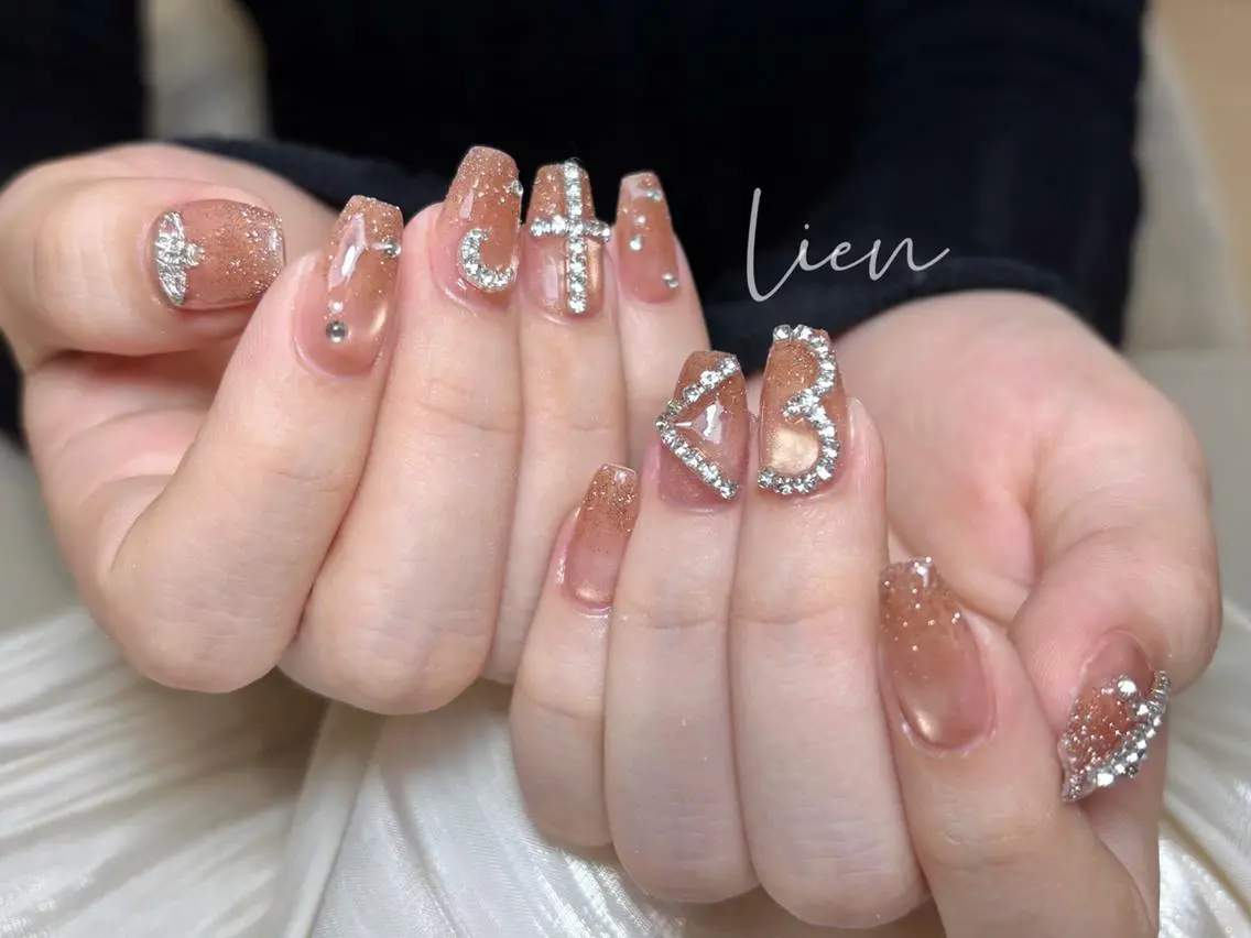 ネイル 🎀lien nail🫧rioのネイルデザイン