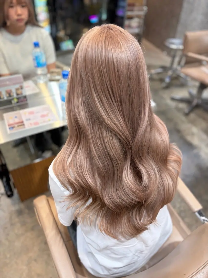 ロング カット ヘアカラー トリートメント ミルクティーベージュ レイヤー/あげは🎀のヘアスタイル