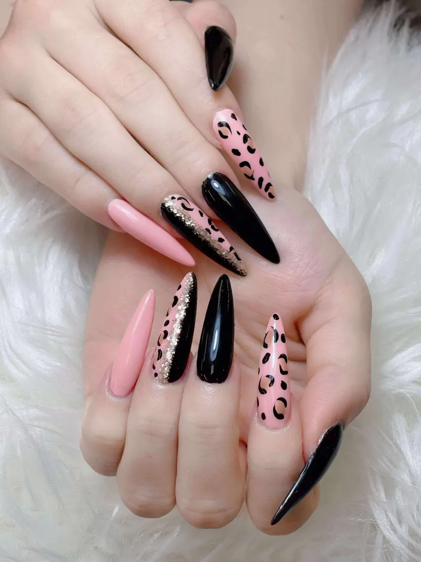 ネイル チークネイル 長さ出し フットネイル マグネットネイル 持ち込み ハンドネイル ANH NAIL ゴテゴテ専門店💎のネイルデザイン
