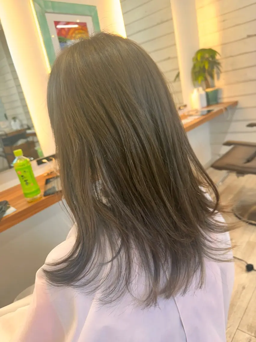 セミロング カラー ダブルカラー ヘアカラー 下島 優人のヘアスタイル