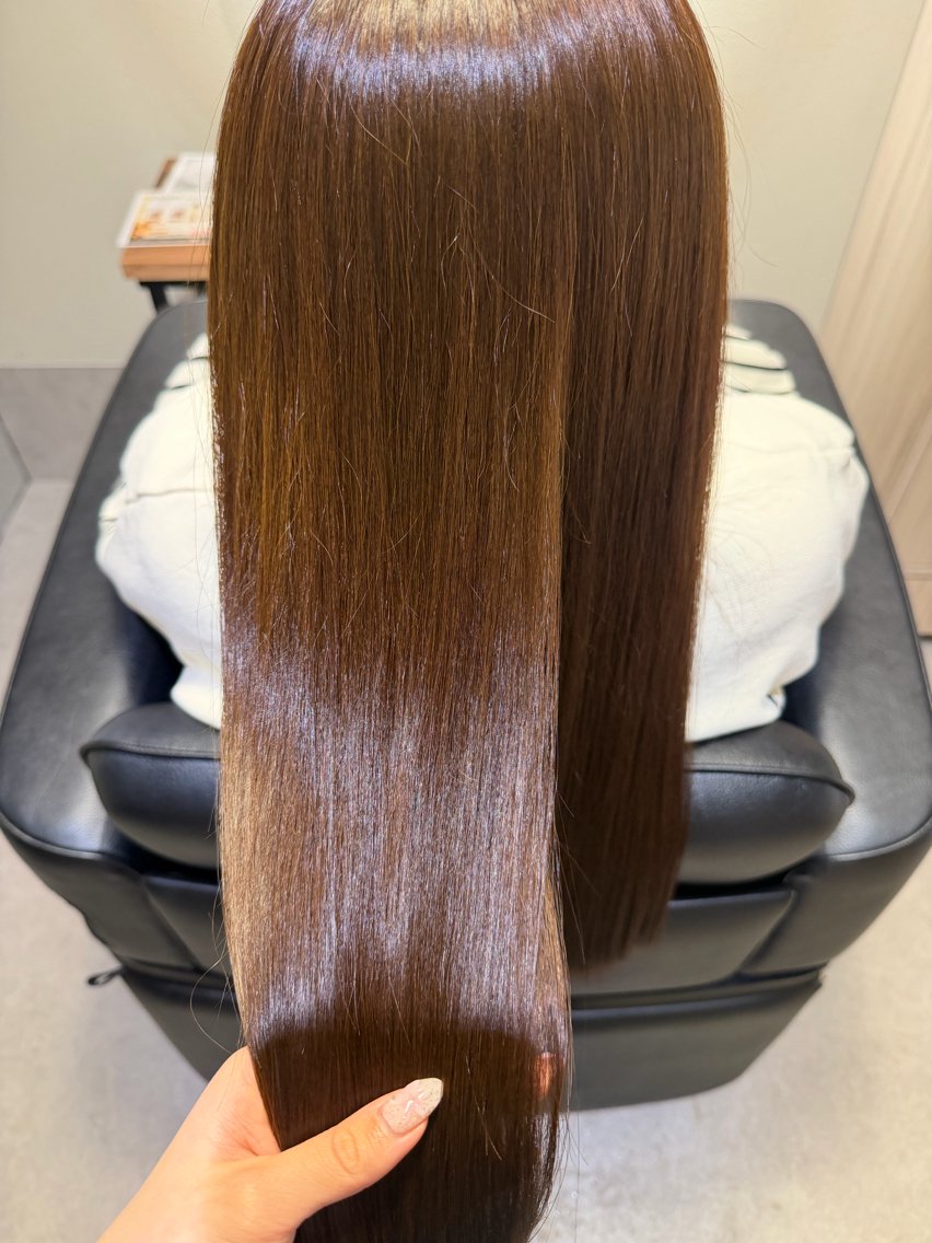 ロング カット ヘアカラー トリートメント 博多美容室NAVY 橋本心縮毛矯正のヘアスタイル