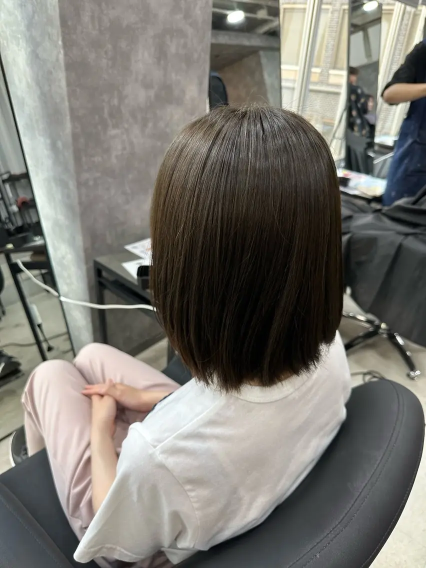 ミディアム カラー ベージュカラー 透明感カラー オリーブベージュ トリートメント カット ヘアカラー トリートメント 森本 倭のヘアスタイル
