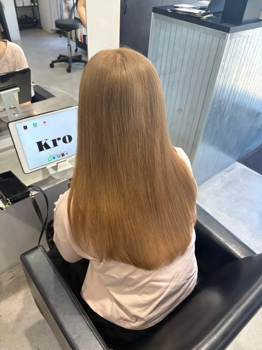 セミロング ヘアカラー MIHO☾·̩͙⋆ Kroのヘアスタイル