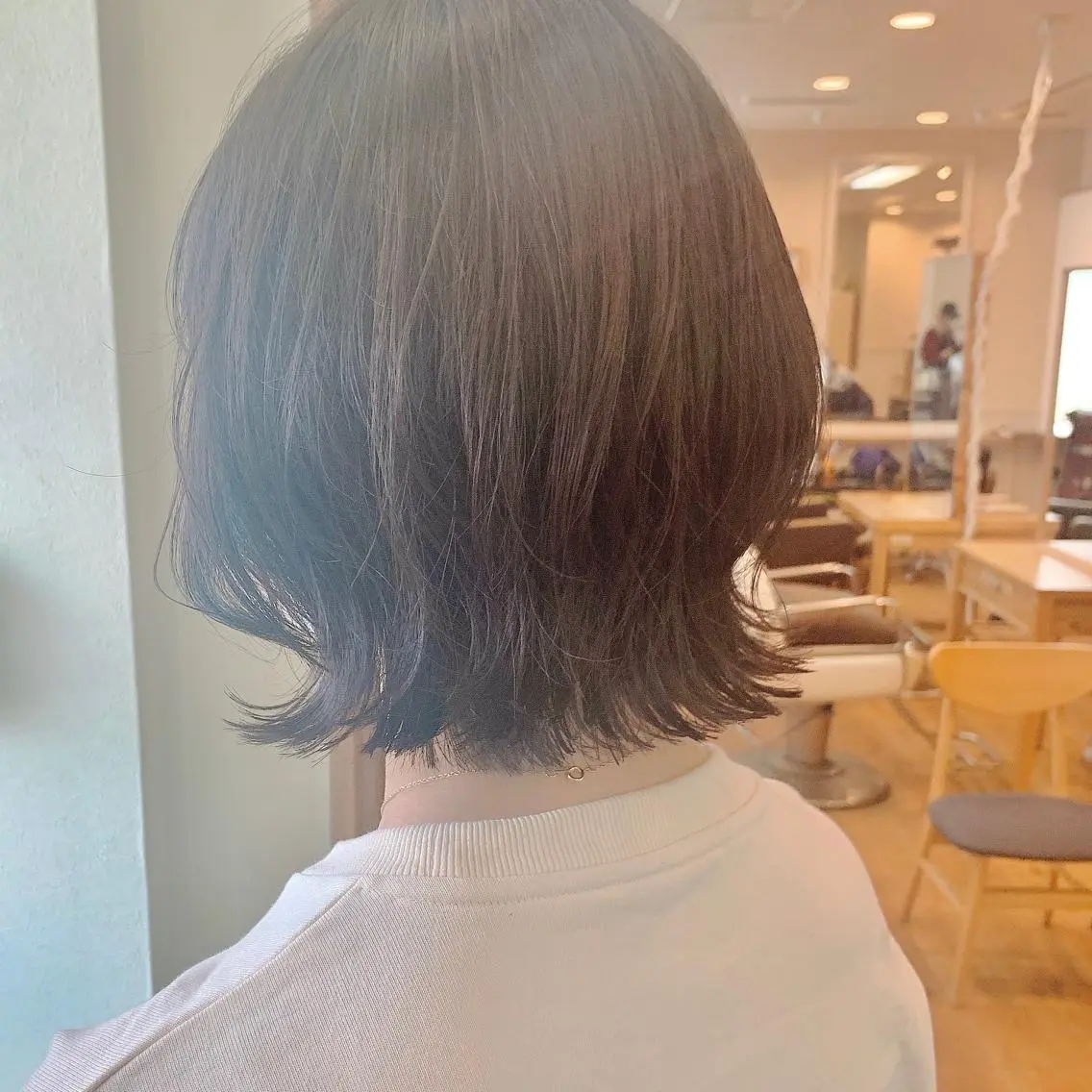 ショート ボブレイヤー ボブ くびれヘア レイヤーカット カット NUMBER_ ユイナのヘアスタイル