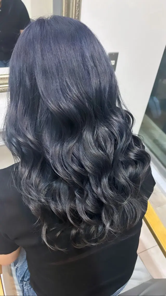 セミロング カラー ひらち まいののヘアスタイル